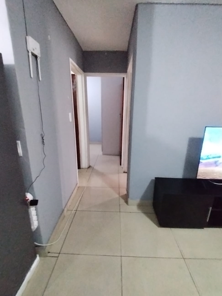 2 Bedroom Property for Sale in Grassy Park Western Cape